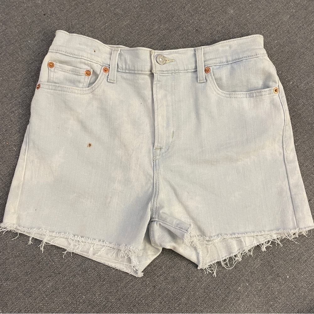 Levi’s High Rise Distressed Shorts - Picture 1 of 5